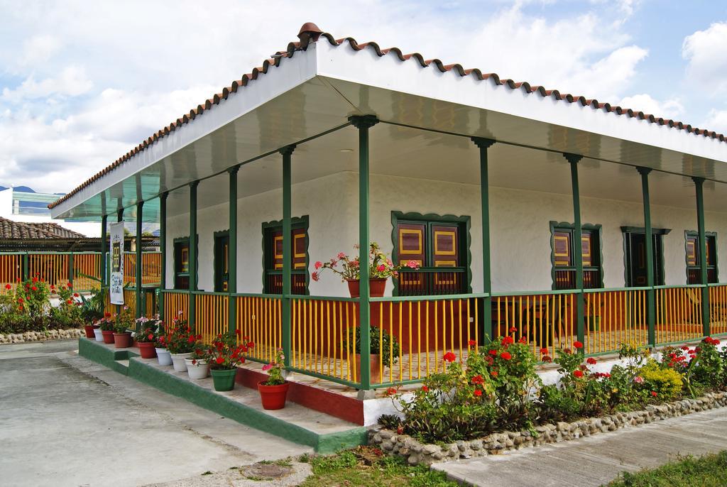 Hostal Casa De Los Taitas Salento Exterior photo