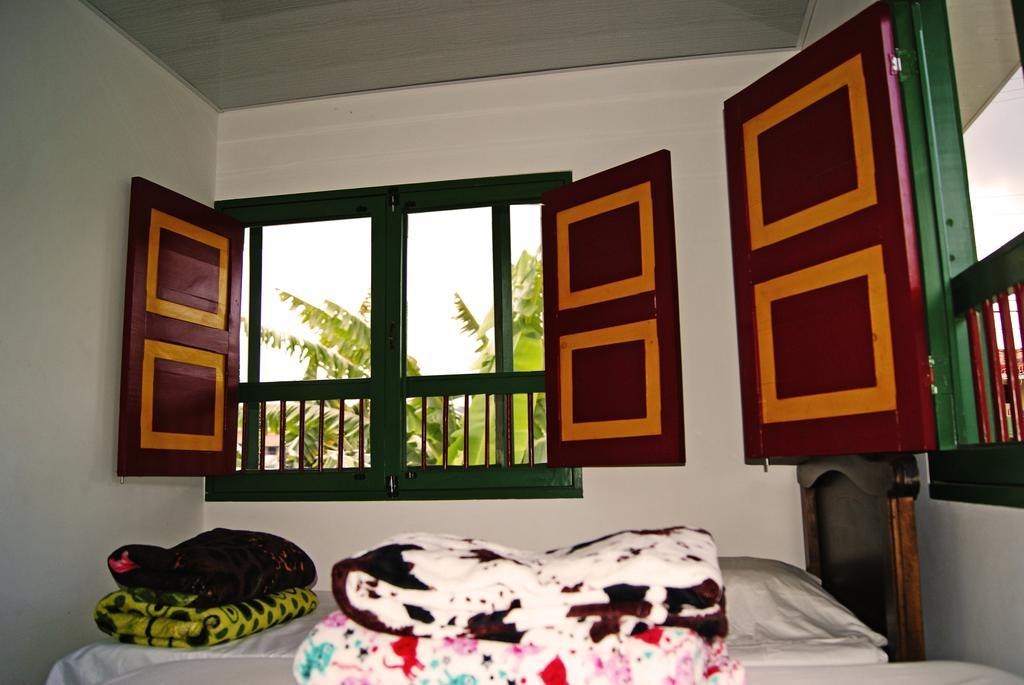 Hostal Casa De Los Taitas Salento Exterior photo